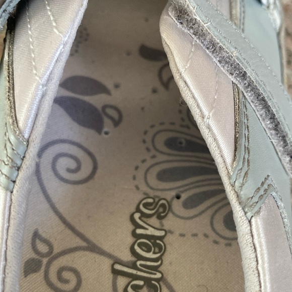 Skechers NEW NIB Sportie Chakra model 11423/silver & taupe sz 7 athletic shoes - Picture 5 of 16